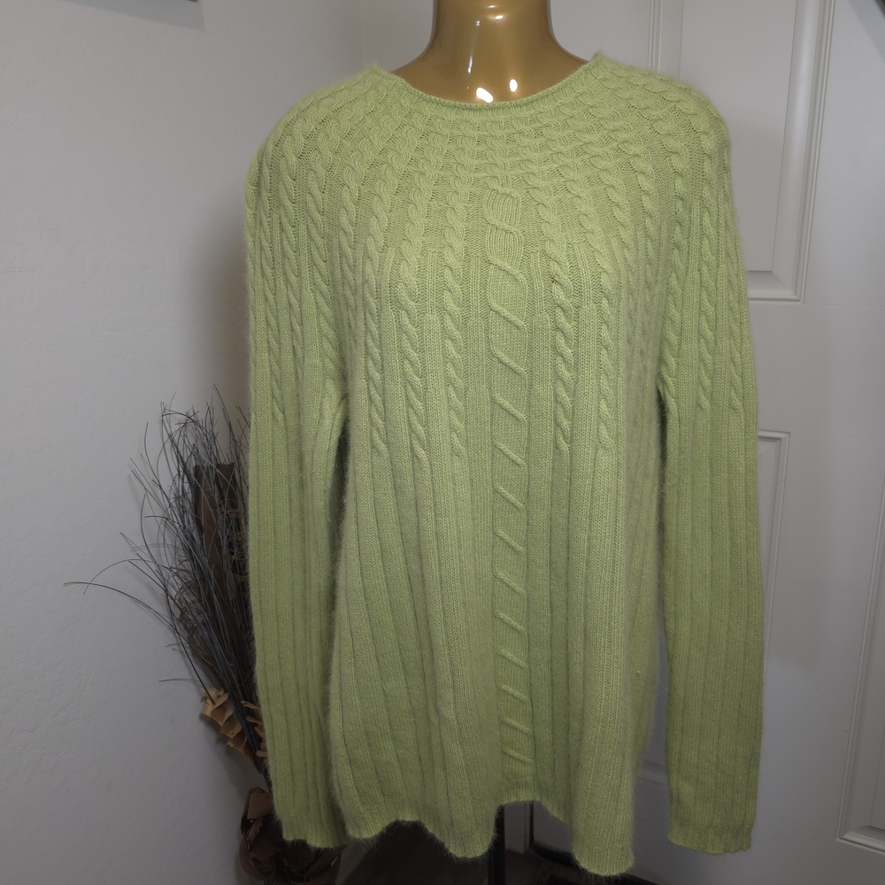 Vintage White Stag cable-knit sweater Sz XL 35% Angora 5% Lambswool Lightgreen